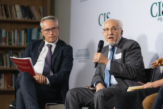 James Mann speaking at CIS event 'After the Thaw: How to deal with China' – Sydney