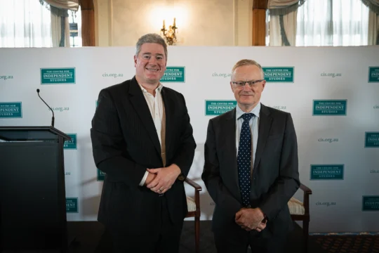 Simon Cowan and Philip Lowe at the CIS event 'Governor’s Roundtable with Philip Lowe'