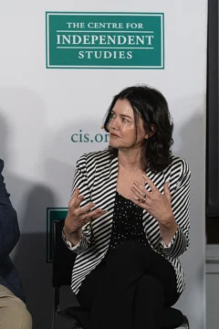 Louise Clegg at the CIS event 'Revolutions and the US Constitution'