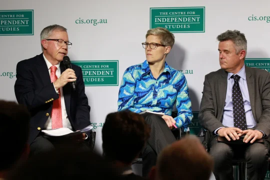 Robert Carling speaking at CIS event: ''Does Inequality Matter?''