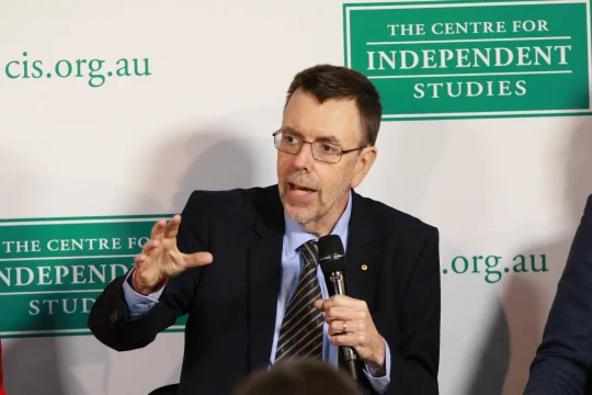Greg Sheridan speaking at CIS event: ''A Democratic wave or Trump triumph?''