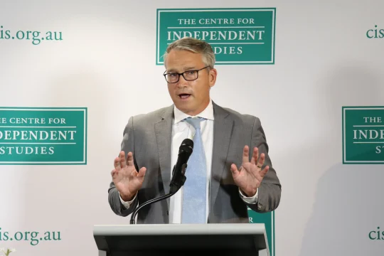 Tom Switzer speaking at CIS event: ''Leeward: A Memoir; by Geoffrey Lehmann''