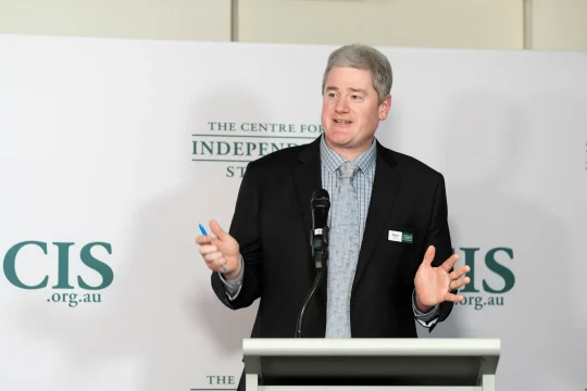 Simon Cowan speaking at CIS event ''Redouble, or rethink? What to do about the energy transition''